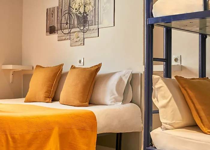 Sun&Moon Hostel Barcelona